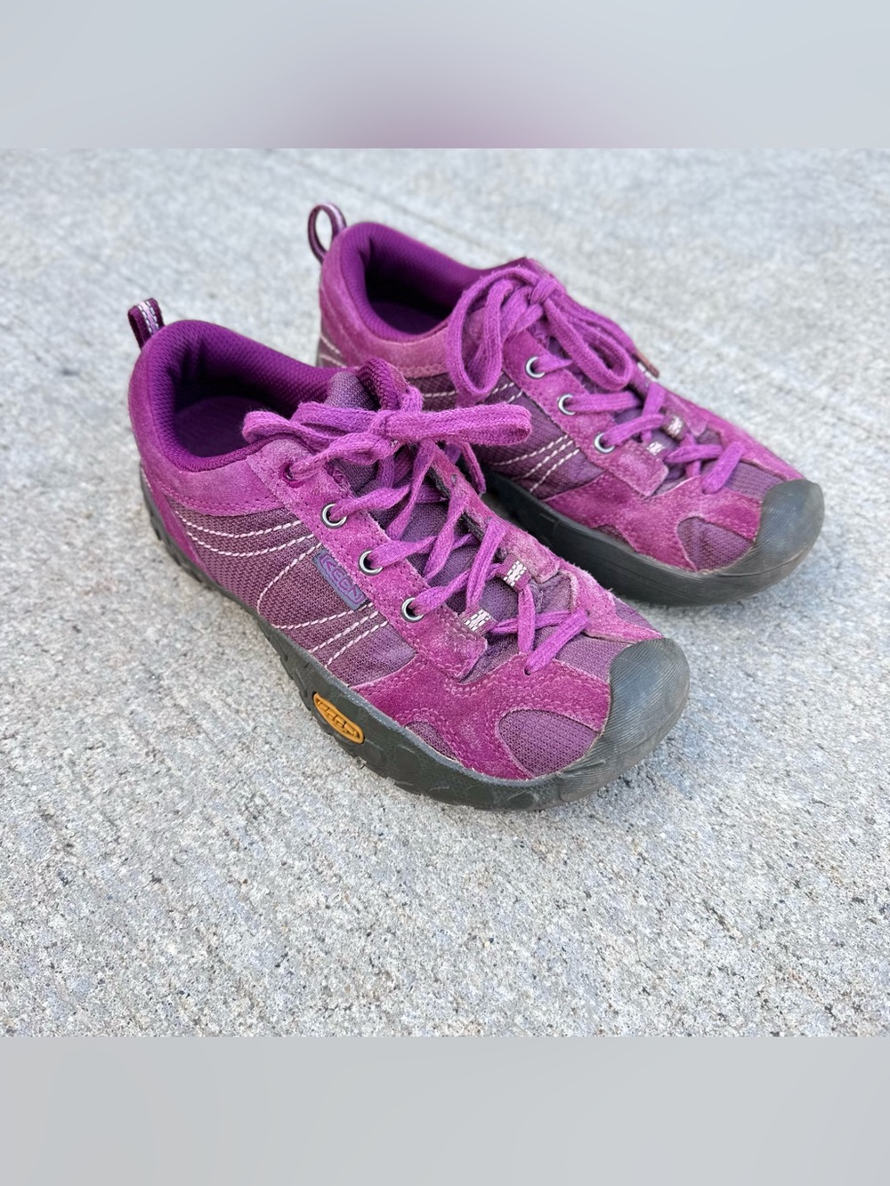 Keen Girls Hiking Shoes Youth Girls Sz 2 Purple Sneaker Hiking Shoes Lace Tie Up